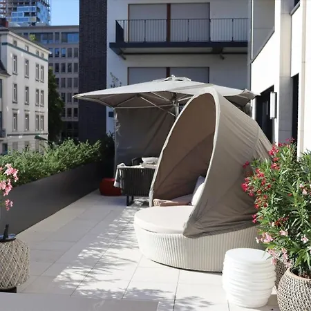Lägenhet Mit 3 Schlafzimmern Onyx, 60323, Frankfurt, Hessen *